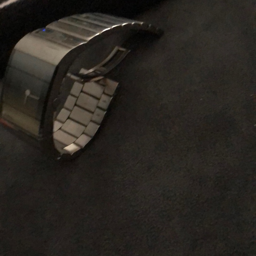 Watch - Picture 4 of 6